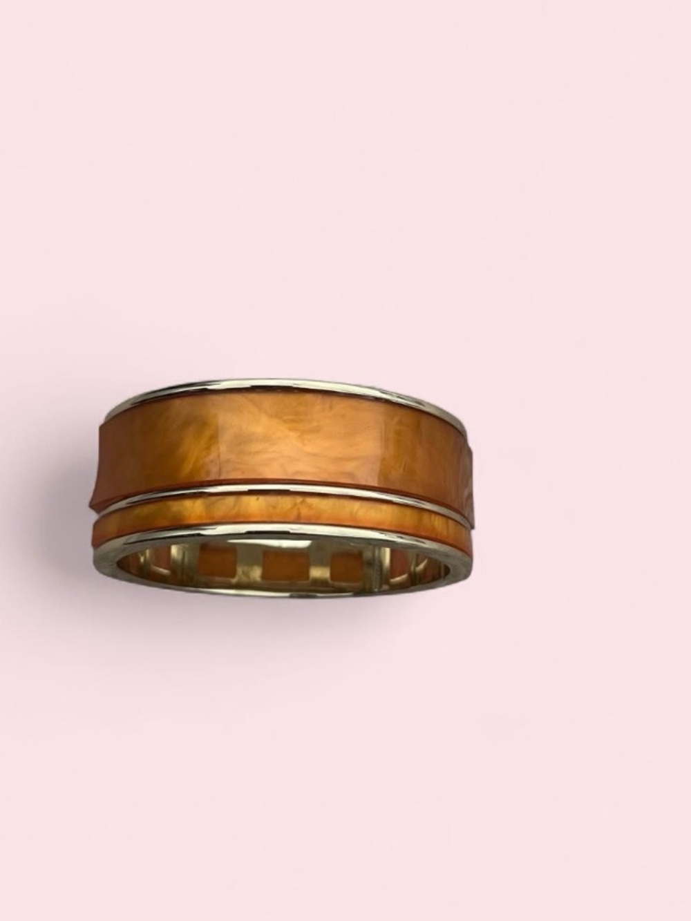 Vintage style bangle